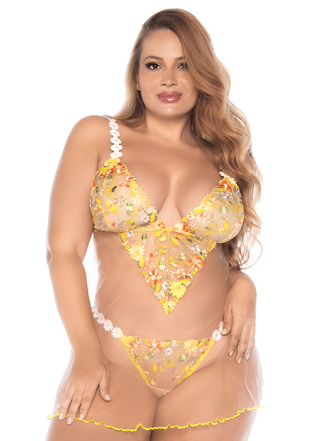 Nuisette grande taille transparente brodée jaune et string